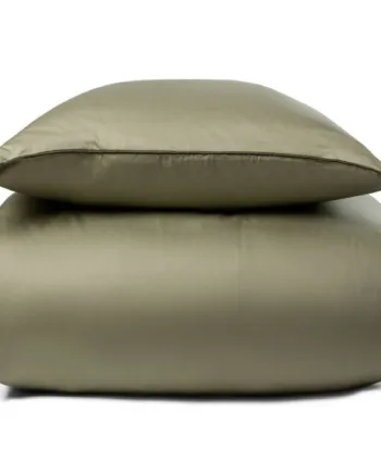 Sengetøj 140x220 Cm 100  Bomuldssatin Solid Grønt Sengetøj Med Pipingkant Ekstra Blødt Sengesæt Fra By Borg