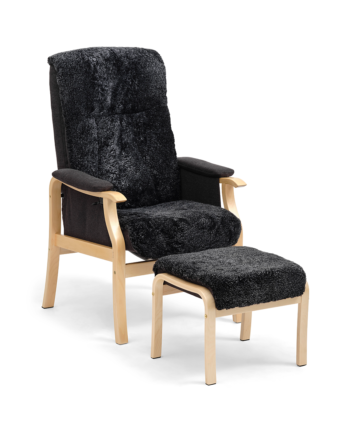 Delfin Møbler Otium Lænestol Med Fodskammel   Sheepskin   Natur Træ