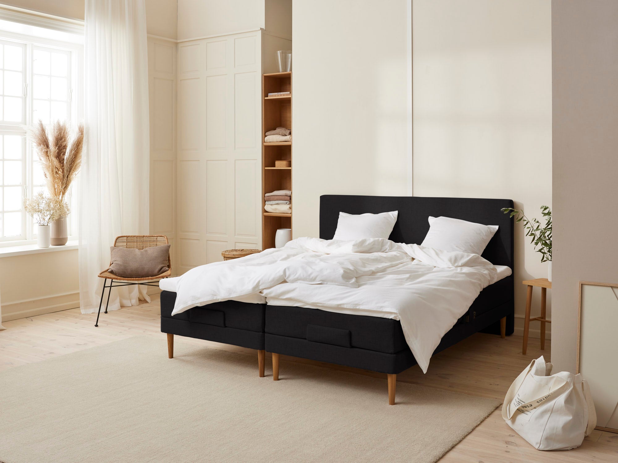 Fabrikkens Trykaflastende Elevation Sort 210x210 Cm